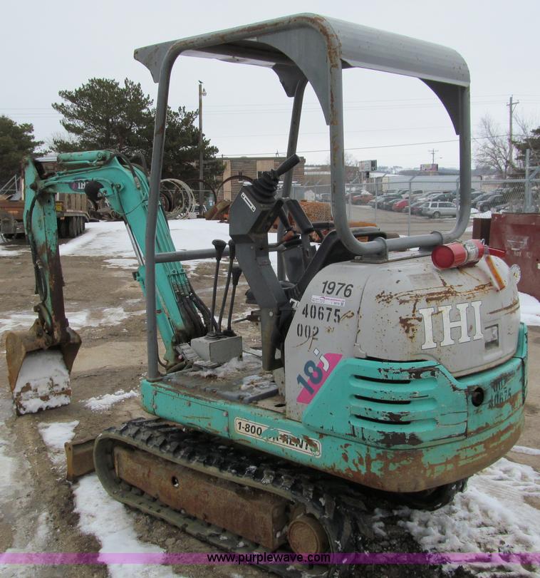 image for item I9818 1998 IHI 18J mini excavator