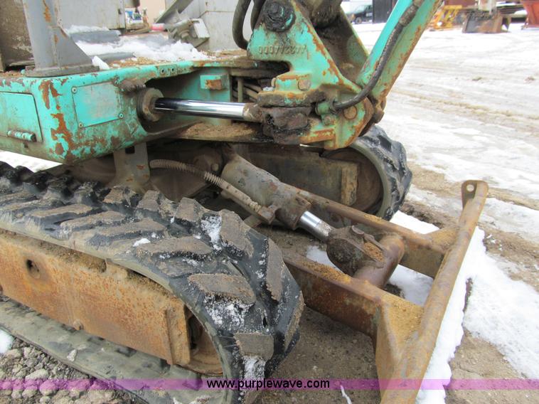 image for item I9818 1998 IHI 18J mini excavator