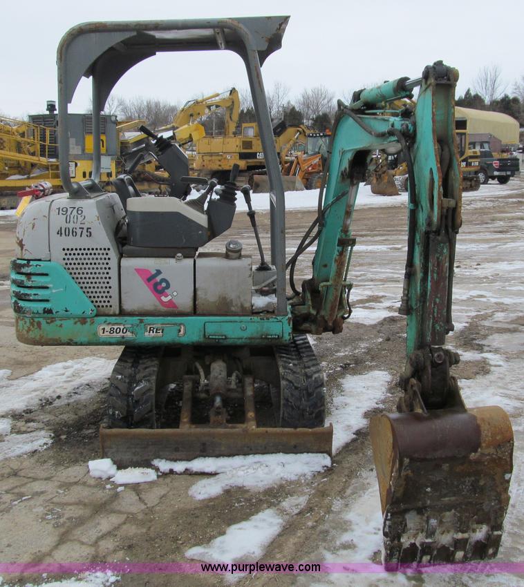 image for item I9818 1998 IHI 18J mini excavator