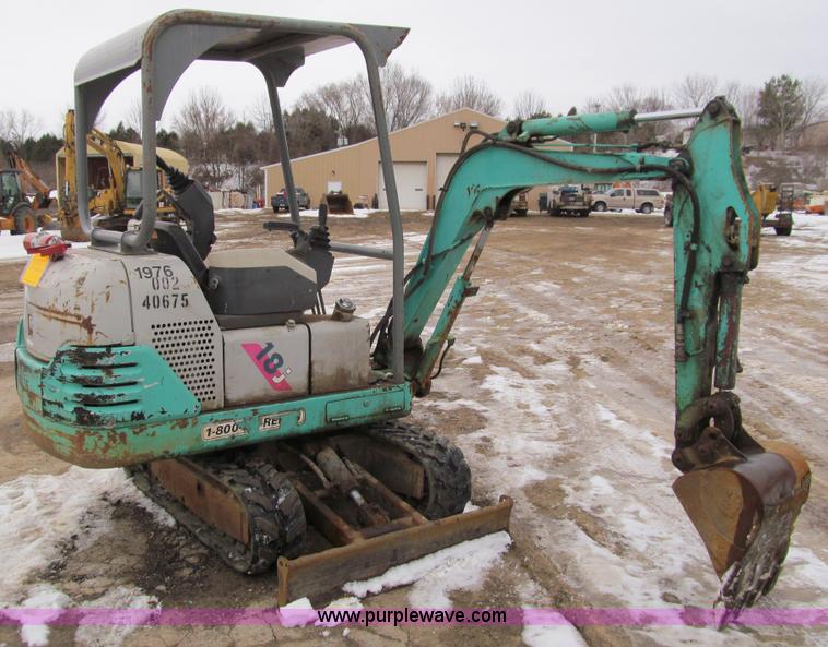 image for item I9818 1998 IHI 18J mini excavator