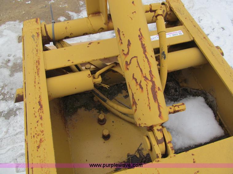 image for item I9823 Husting hitch front motor grader attachment