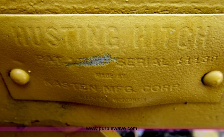 image for item I9823 Husting hitch front motor grader attachment