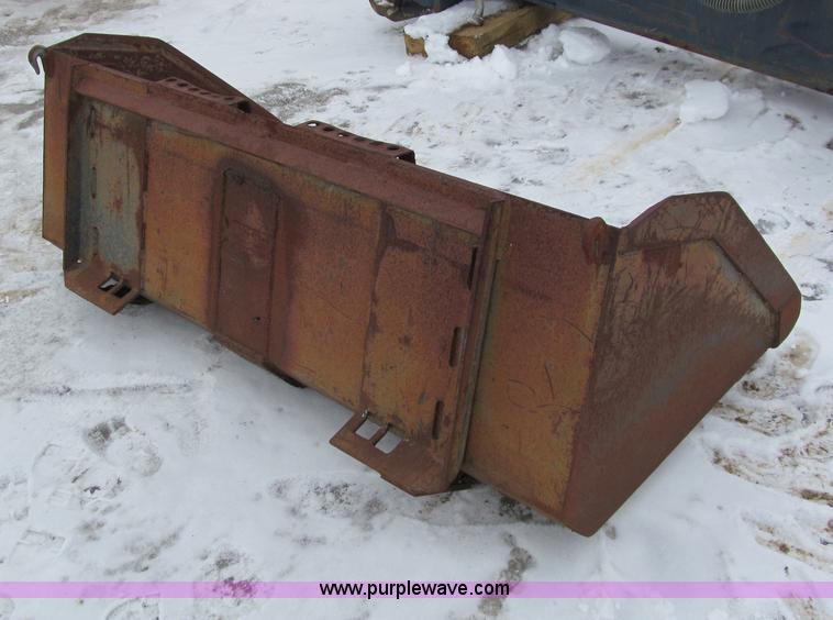 image for item I9825 60" skid steer bucket