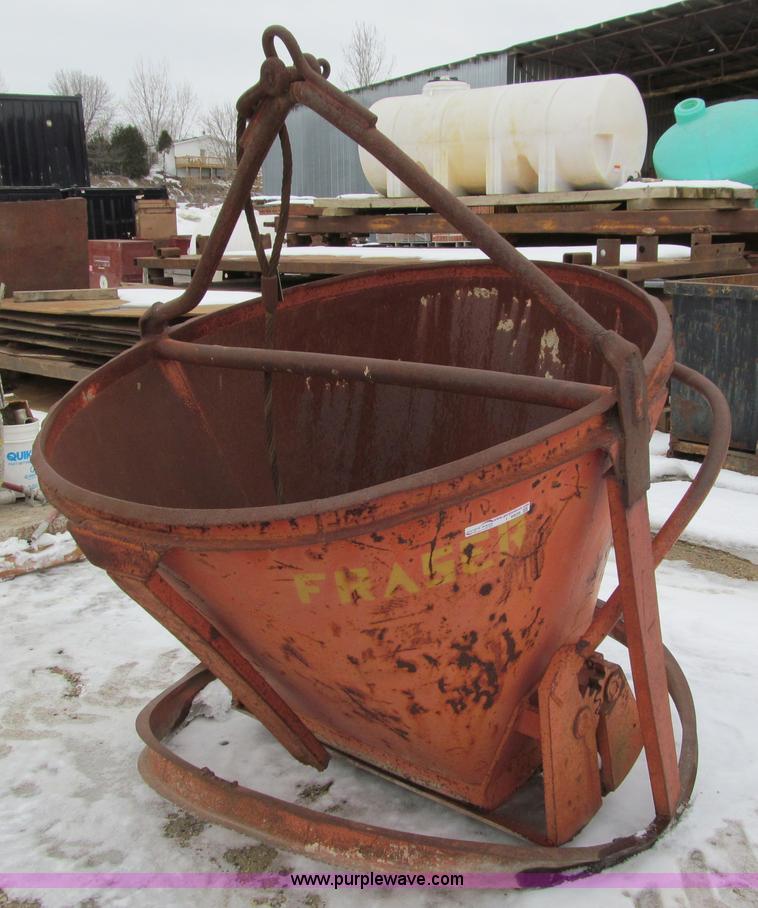 image for item I9826 Erie concrete bucket attachment