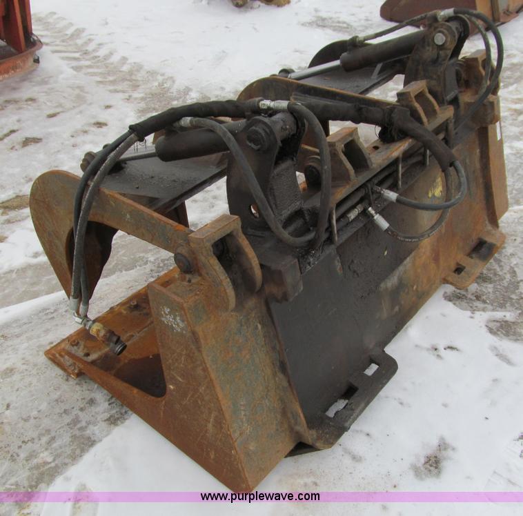 image for item I9827 Skid steer 60" grapple bucket