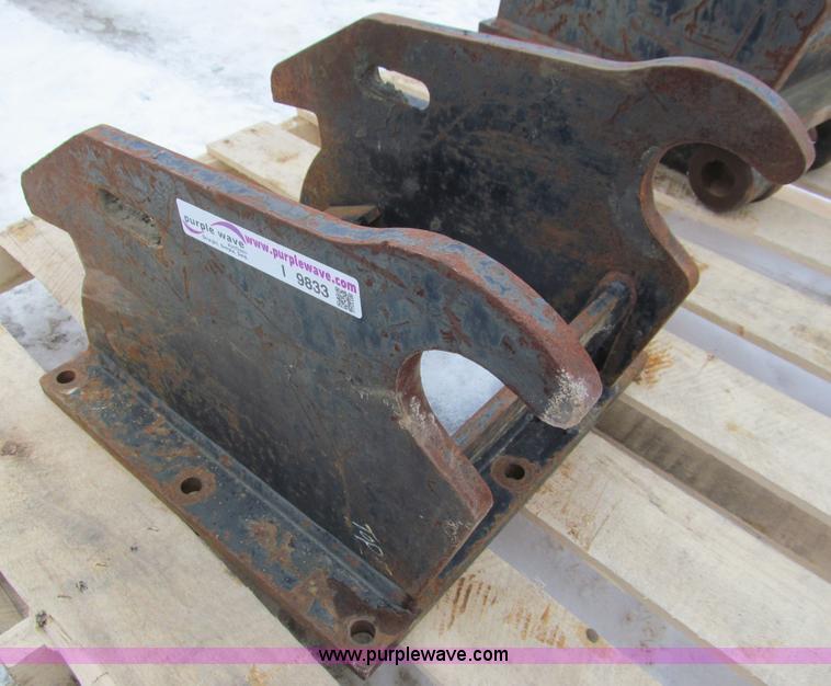 image for item I9833 NPK hammer attachment plate