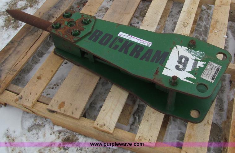 image for item I9835 2003 Rockram 565R hammer attachment