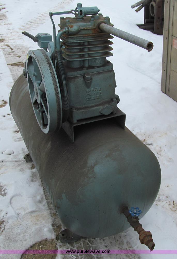 image for item I9837 Curtis CP906 60 gallon air compressor