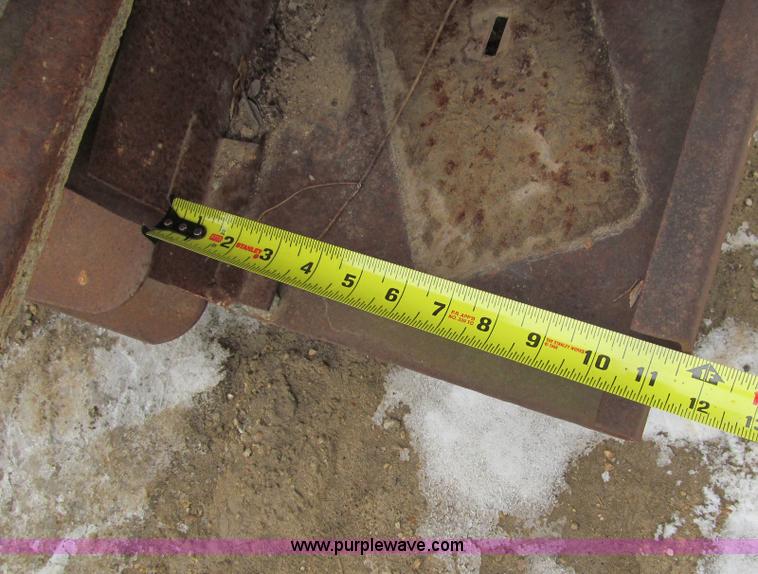 image for item I9839 Assorted concrete forms