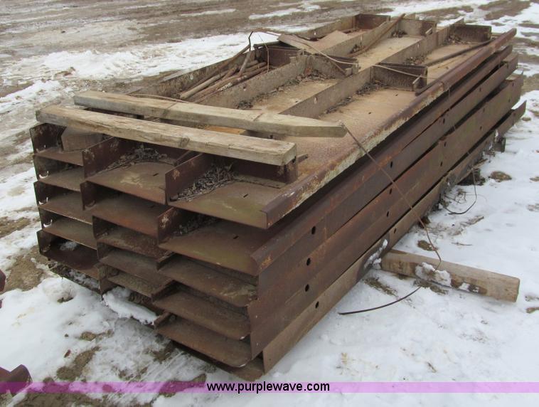 image for item I9839 Assorted concrete forms