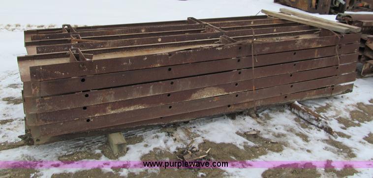 image for item I9839 Assorted concrete forms