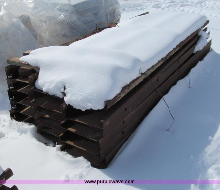 image for item I9839 Assorted concrete forms