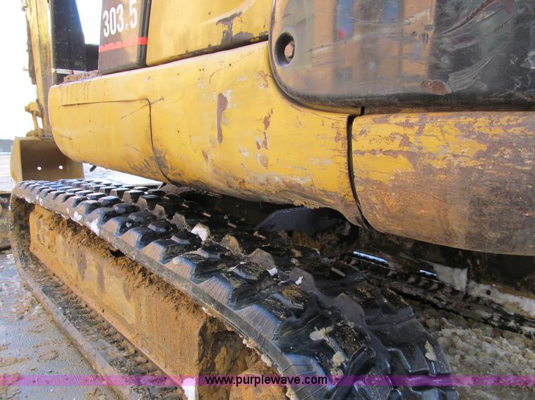image for item I9840 2002 Caterpillar 303.5 mini excavator