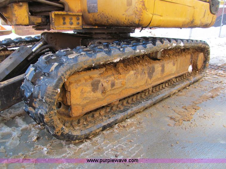 image for item I9840 2002 Caterpillar 303.5 mini excavator