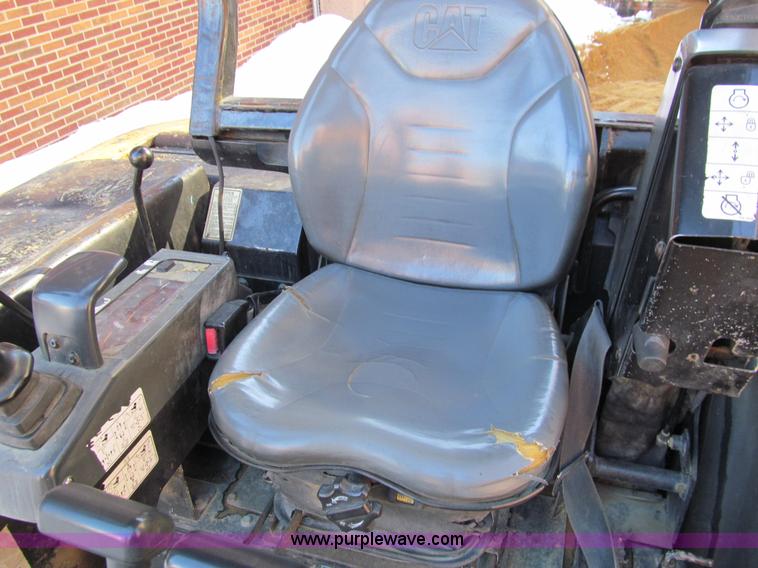 image for item I9840 2002 Caterpillar 303.5 mini excavator