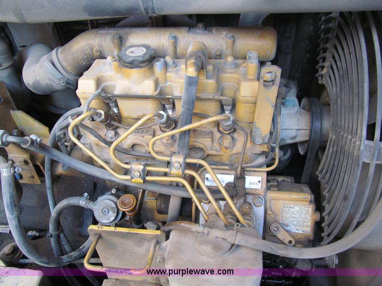 image for item I9840 2002 Caterpillar 303.5 mini excavator