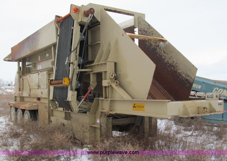 image for item I9841 2007 Peerless portable rip rap plant