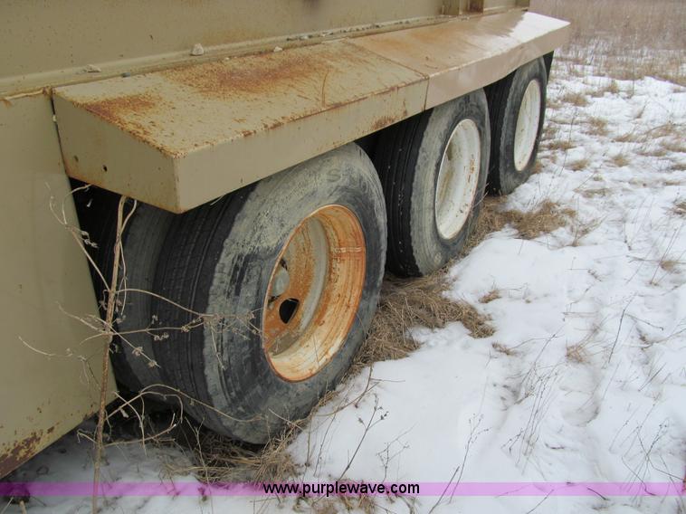 image for item I9841 2007 Peerless portable rip rap plant