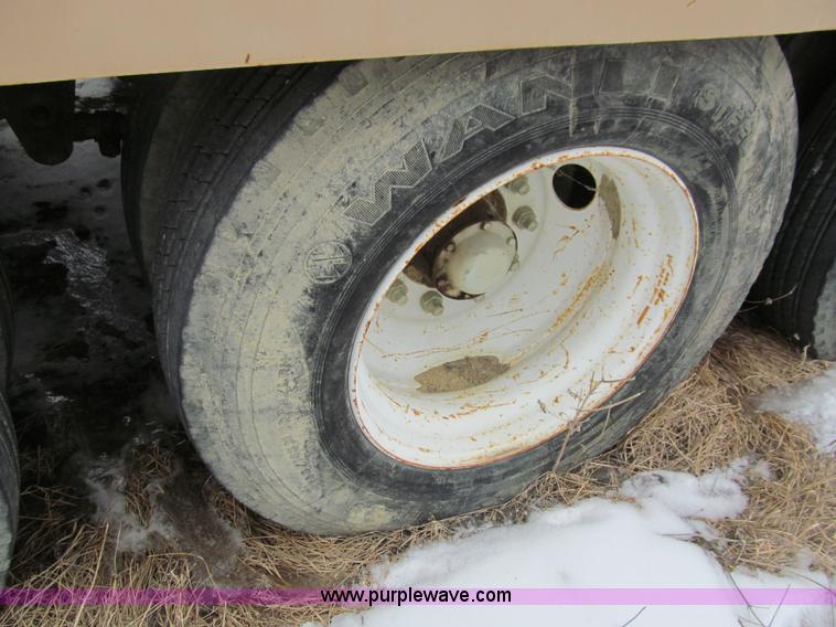 image for item I9841 2007 Peerless portable rip rap plant