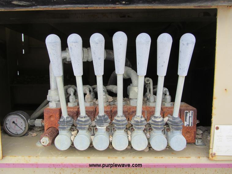 image for item I9841 2007 Peerless portable rip rap plant