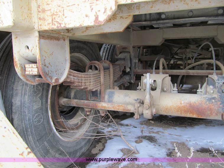 image for item I9841 2007 Peerless portable rip rap plant