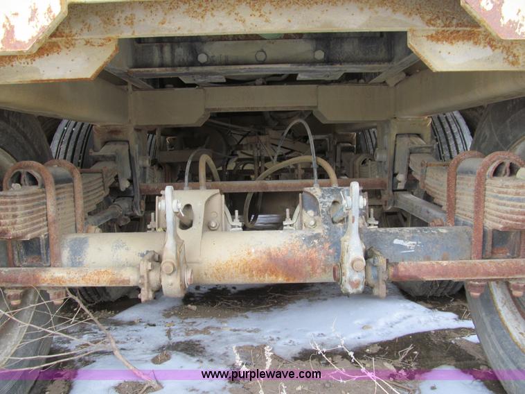 image for item I9841 2007 Peerless portable rip rap plant