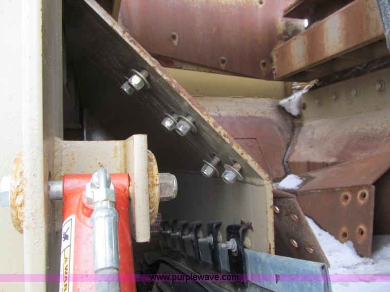 image for item I9841 2007 Peerless portable rip rap plant