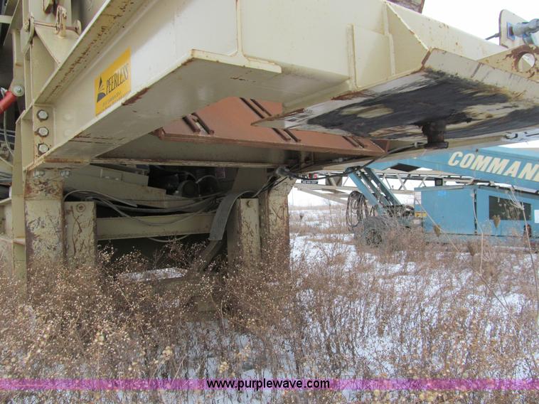 image for item I9841 2007 Peerless portable rip rap plant