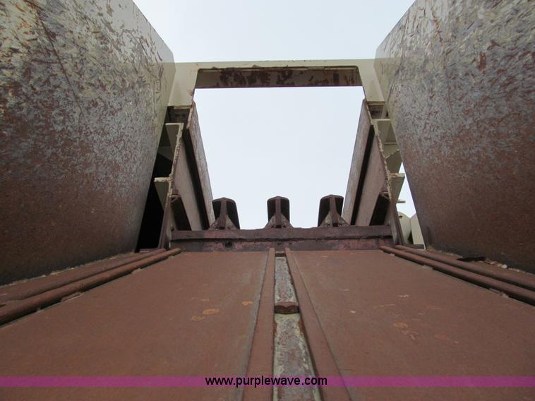 image for item I9841 2007 Peerless portable rip rap plant