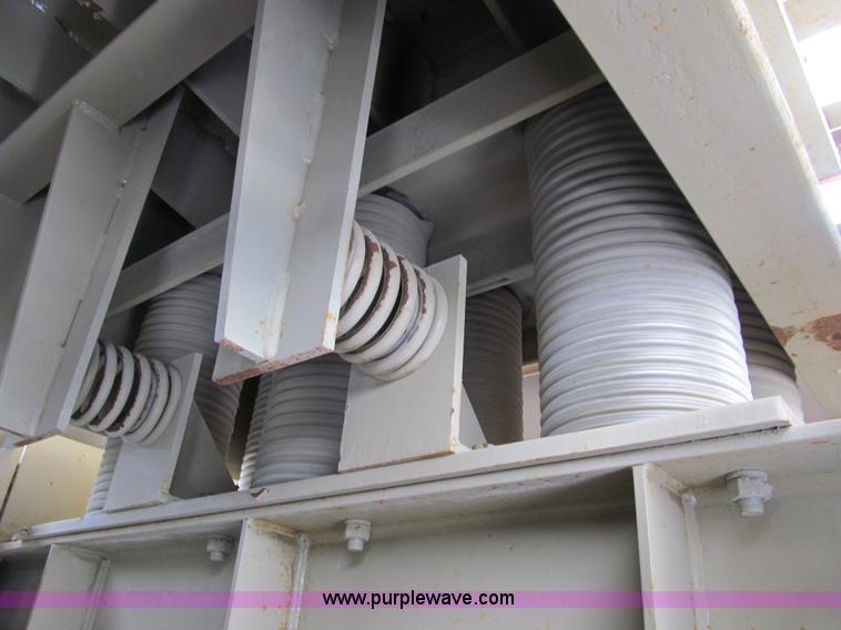 image for item I9841 2007 Peerless portable rip rap plant