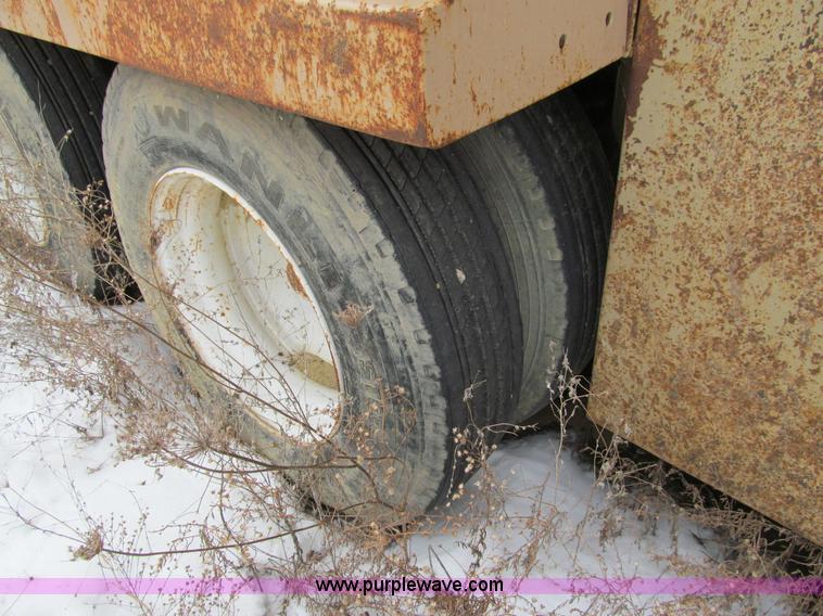 image for item I9841 2007 Peerless portable rip rap plant