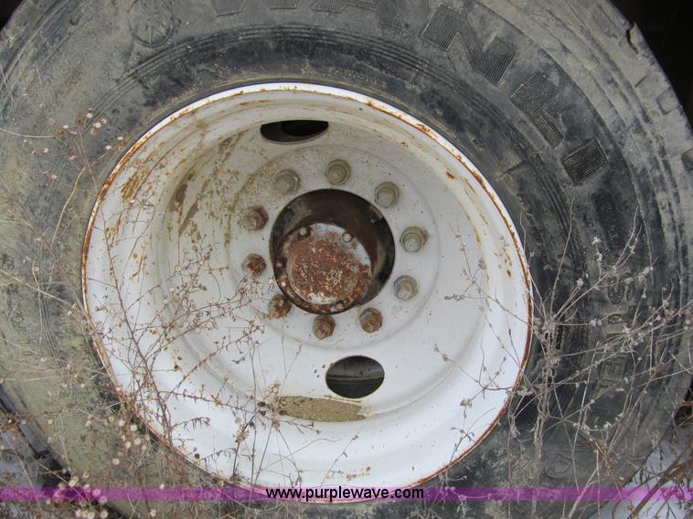 image for item I9841 2007 Peerless portable rip rap plant