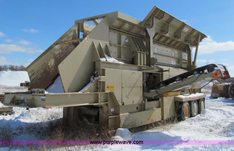 image for item I9841 2007 Peerless portable rip rap plant