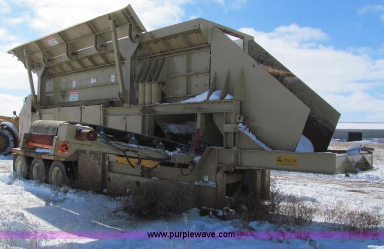 image for item I9841 2007 Peerless portable rip rap plant