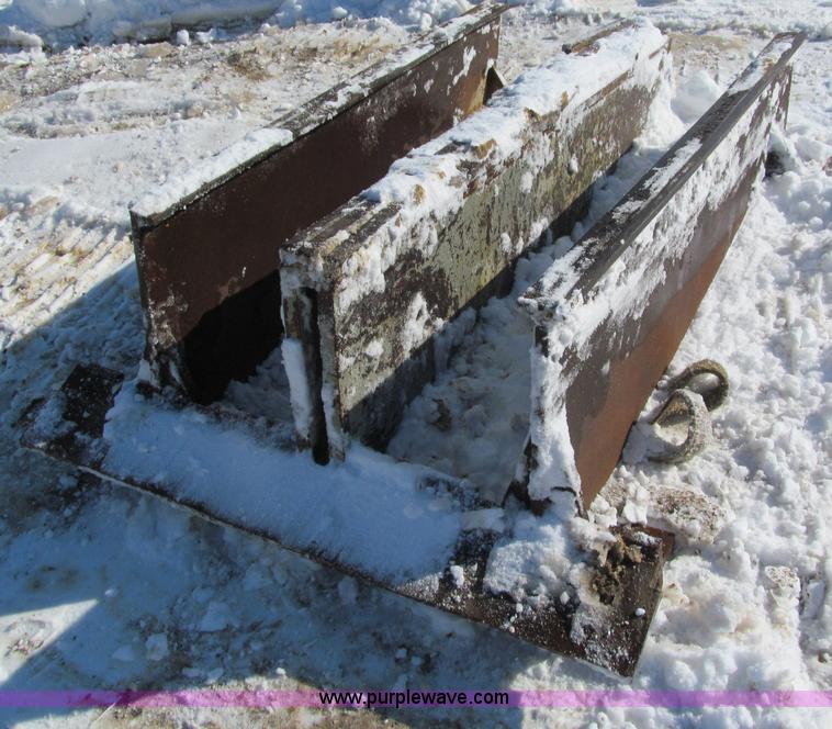 image for item I9841 2007 Peerless portable rip rap plant