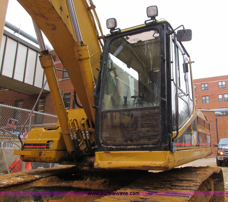 image for item I9842 1998 Caterpillar 320BL  excavator