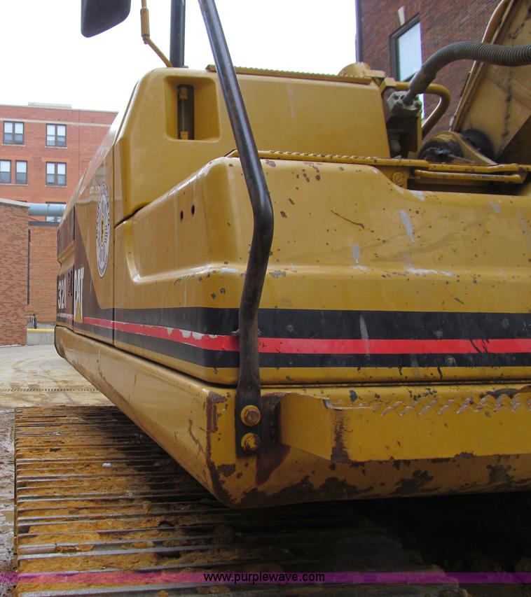 image for item I9842 1998 Caterpillar 320BL  excavator