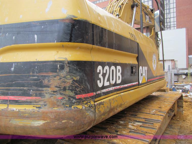image for item I9842 1998 Caterpillar 320BL  excavator