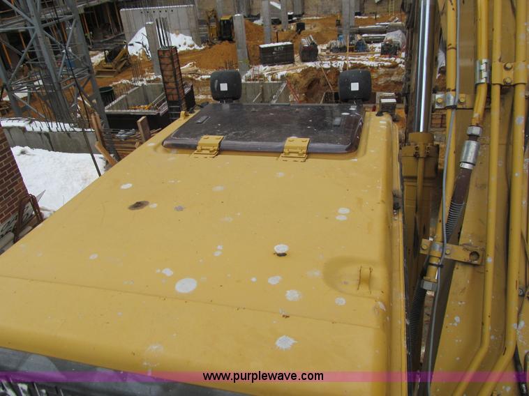 image for item I9842 1998 Caterpillar 320BL  excavator