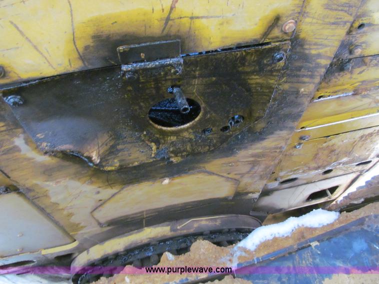 image for item I9842 1998 Caterpillar 320BL  excavator