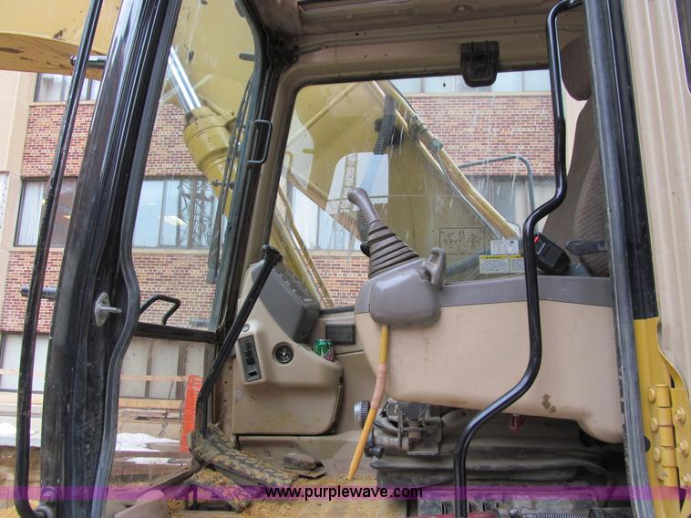 image for item I9842 1998 Caterpillar 320BL  excavator