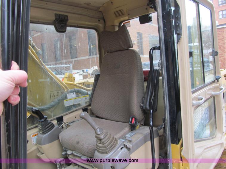 image for item I9842 1998 Caterpillar 320BL  excavator