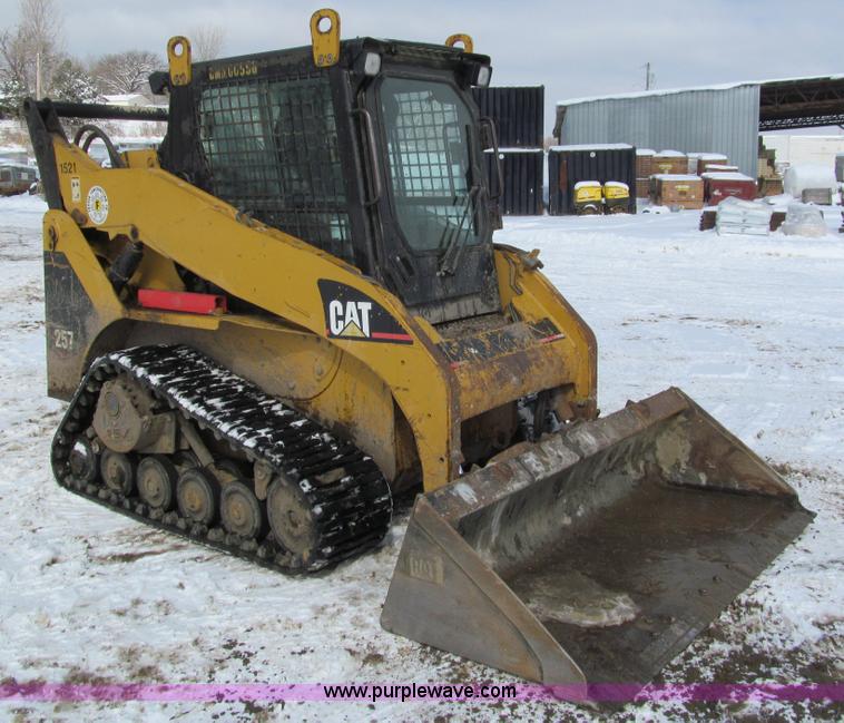 image for item I9844 2003 Caterpillar 257 track skid steer