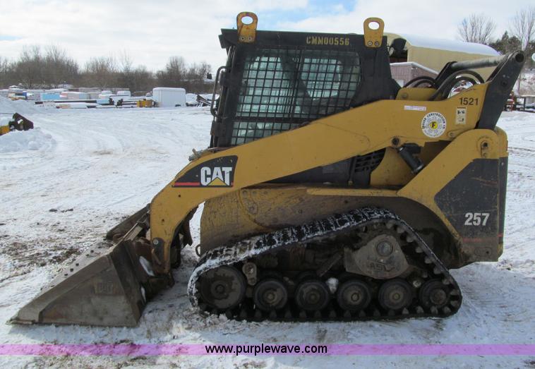 image for item I9844 2003 Caterpillar 257 track skid steer