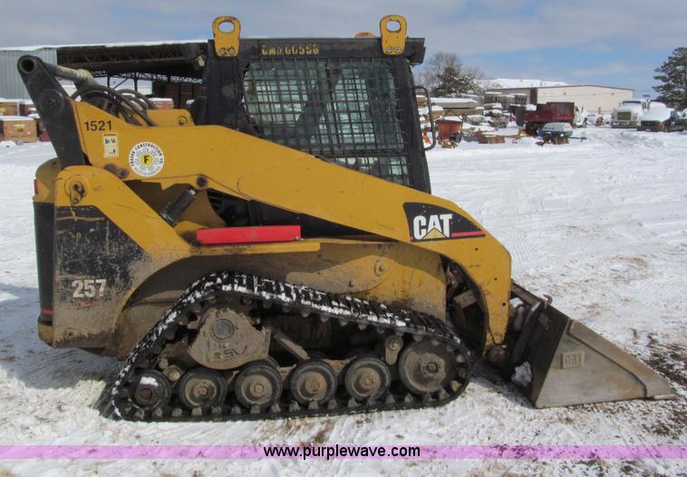 image for item I9844 2003 Caterpillar 257 track skid steer