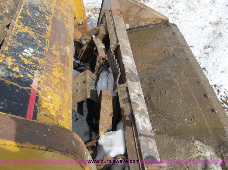image for item I9844 2003 Caterpillar 257 track skid steer