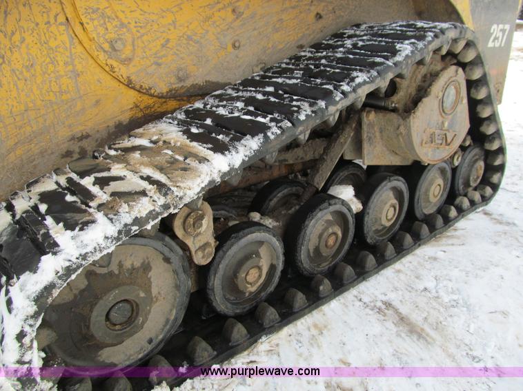 image for item I9844 2003 Caterpillar 257 track skid steer