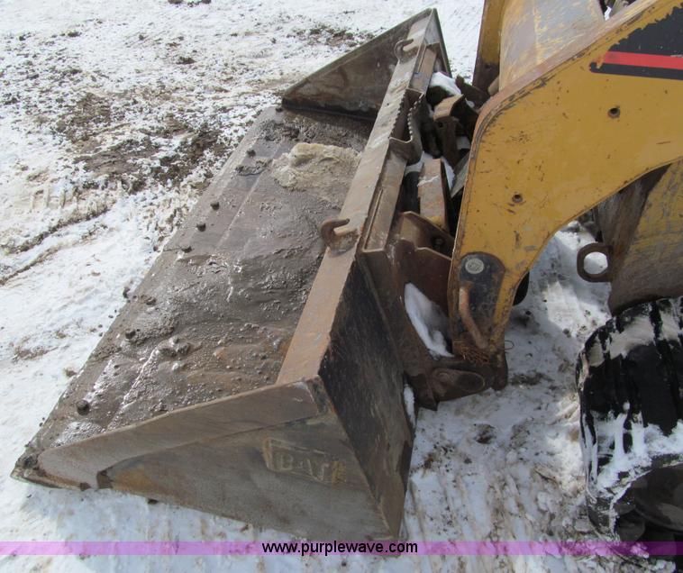 image for item I9844 2003 Caterpillar 257 track skid steer