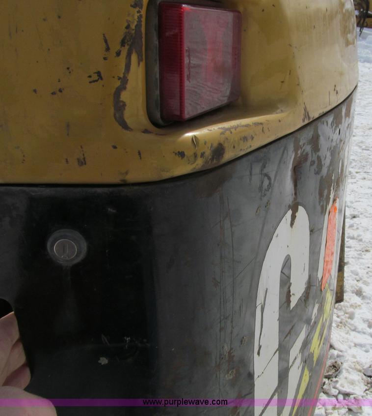 image for item I9844 2003 Caterpillar 257 track skid steer