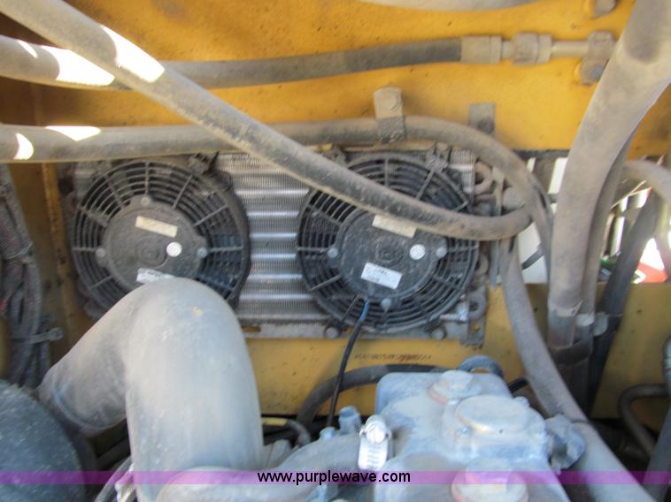 image for item I9844 2003 Caterpillar 257 track skid steer